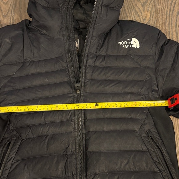 The North Face Men's Black Steep Series Hooded Puffer Jacket, Size Medium - Picture 9 of 9